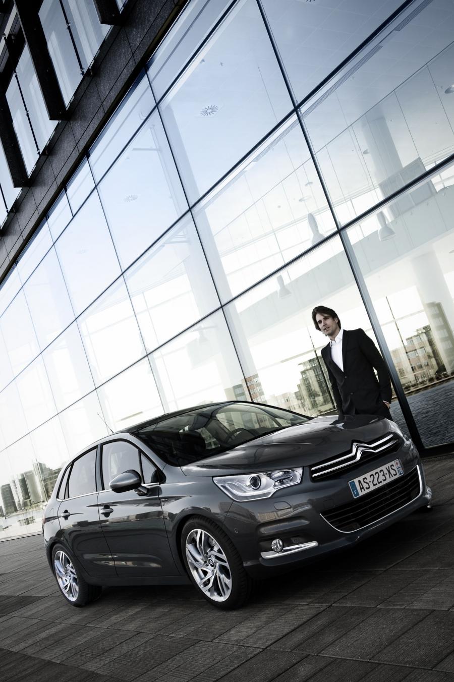  Citroen C4 2010 года  (фото 94 из 147)